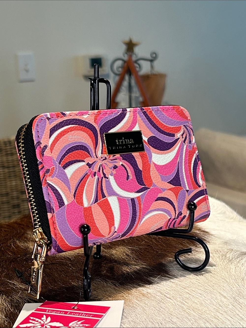 Trina Turk Pink & Purple Swirl Sea Anemone Zip Wallet 5”x 3.5” NWT - Picture 4 of 8